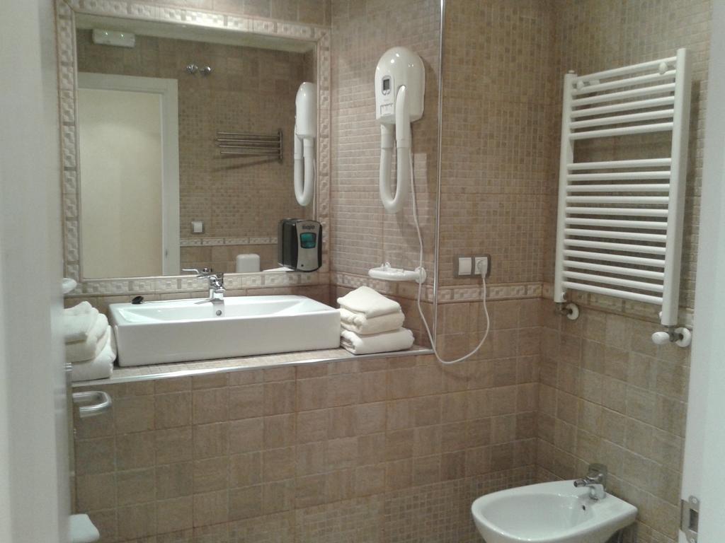 Hotel Zumalabe มูตริกู ห้อง รูปภาพ