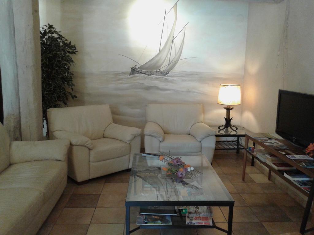 Hotel Zumalabe มูตริกู ภายนอก รูปภาพ